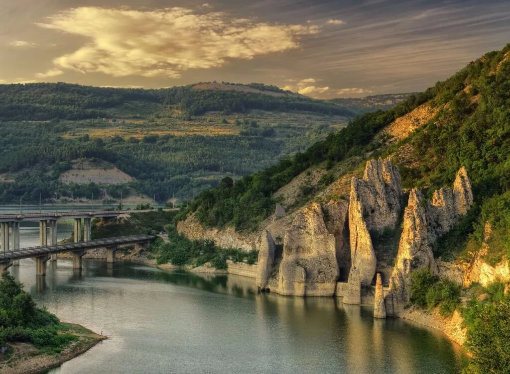 Explore Varna and Beyond with Unmatched Rental Car Convenience